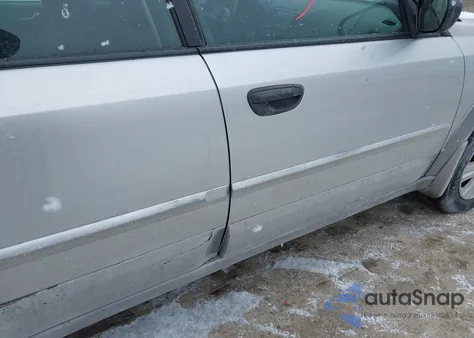 2005 Subaru Outback 2.5I from USA, damaged, VIN 4S4BP61C857325070